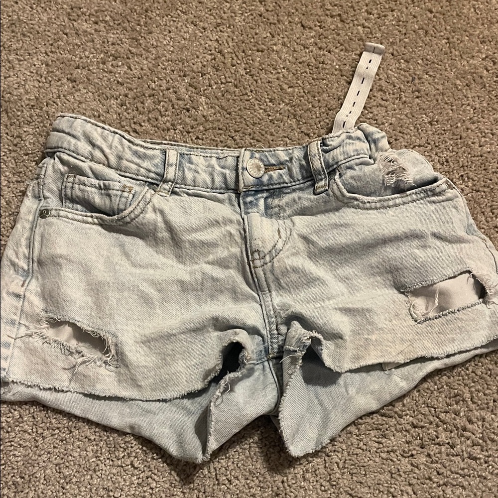 Art Class Light Wash Distressed Denim Shorts